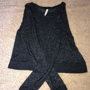 comfortable cropped top women’s size small
